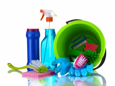 Low-moisture commercial carpet cleaning process in a retail setting